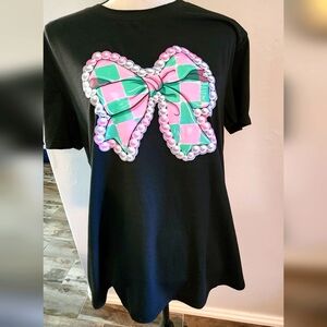 Black T-shirt w/ Pink & Green pearl bow